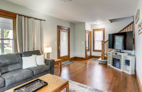 Walk to Port Clinton Lighthouse Home with Deck! - Foto 4