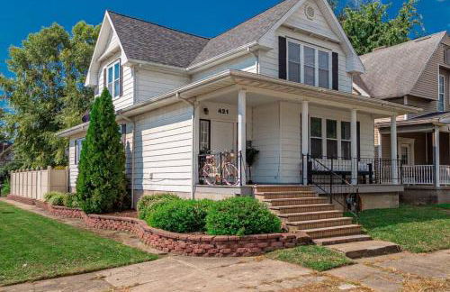 Glamorous Renovated Modern Home - Foto 2