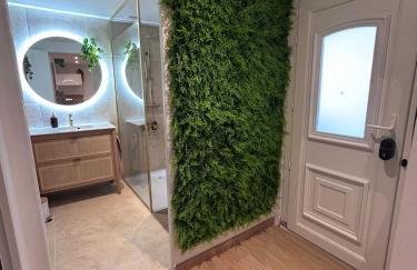 Suite Bali et sauna privé - vidéo projecteur - escapade romantique-centre - Foto 23