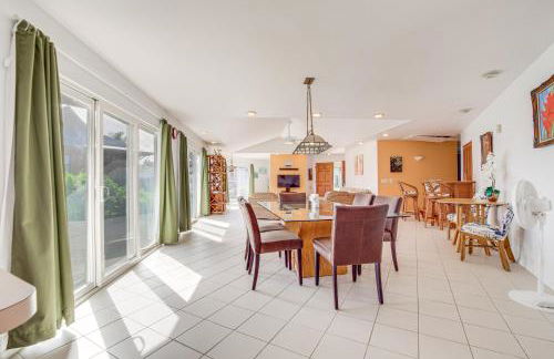 Oceanfront Keaau Gem Ocean and Sunrise Views, Pool - Foto 9