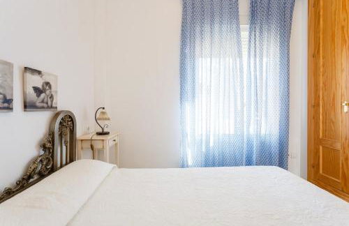 Bonito apartamento en campo de golf con piscina - Photo 15