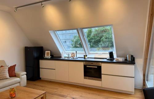 NOOQA Duisburg - Living Collection - Parkplatz, Smart TV, Küche, voll ausgestattet - Photo 24