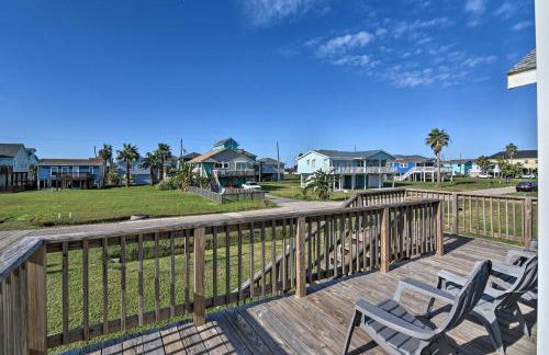 Steps to Beach! Surf Cottage in Galveston - Photo 22