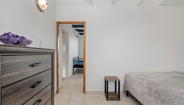 Otium Vacation Rental With Pool Steps From The Beach Parking Pet Friendly - Foto 5, Habitación