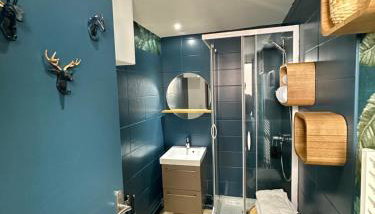 N 99 - Vieux Mans - Photo 5, Shower