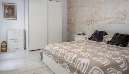 Preciosa casa con piscina en Enguera pueblo - Foto 2