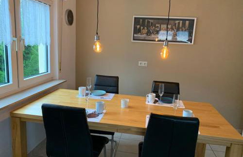 Cozy Apartment - 2 BR, Spacious Kitchen, Balcony, Top Location - Foto 6