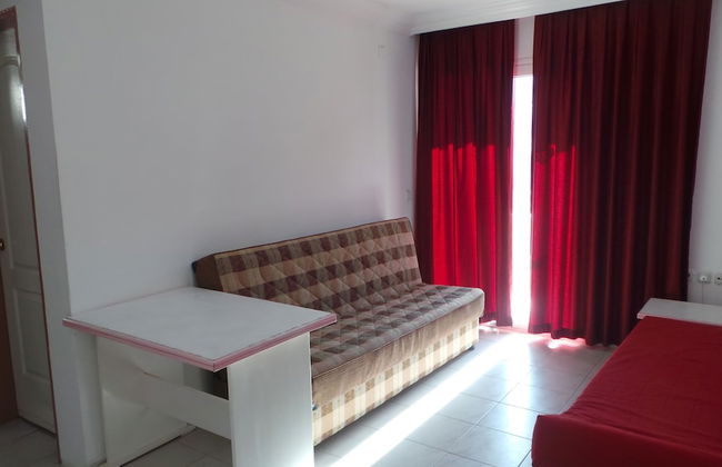 Family Apart - Photo 9