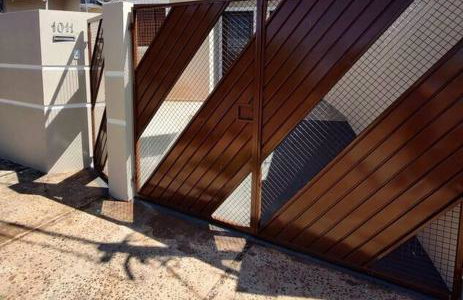 Casa privativa próximo ao centro e aeroporto. - Photo 1