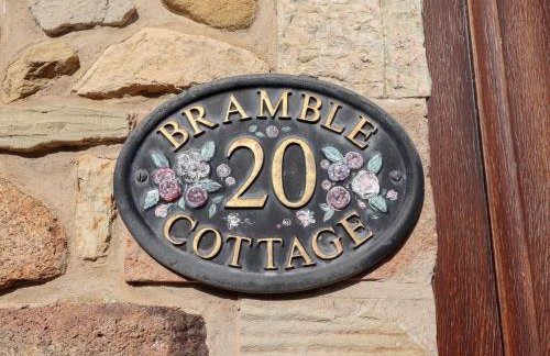 Bramble Cottage - Photo 2