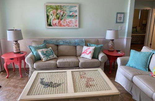 Pensacola Beach Gulf-Front 2BR Condo with Pool & Hot Tub - Photo 8