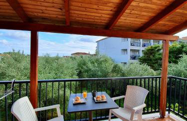 Red Rose Garden - Photo 19