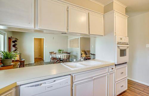 Family Friendly Peaceful Home in Stamford! - Foto 10