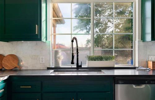 The Mad Hatter - Heated Pool Gameroom & More - Foto 48