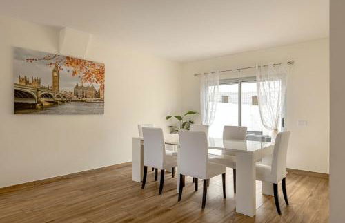 Bright & Airy 3BR Spacious Villa - Foto 7
