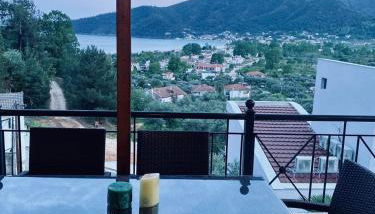 Chiotis Family House - Foto 1