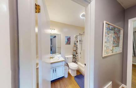 Silver Spring Chalet Spacious 4BR Retreat 1888 - Foto 27