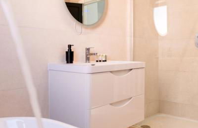 Luxury 4BDR House By Torr Property Group Short Lets & Serviced Accommodation With Free Gated Secure Parking & Private Patio Garden Liverpool - Foto 50