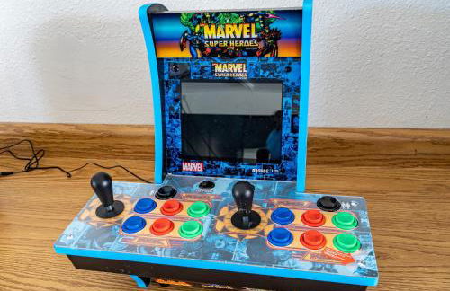 Secluded Mtn Top Family Haven w/Views Spa & Arcade - Photo 51