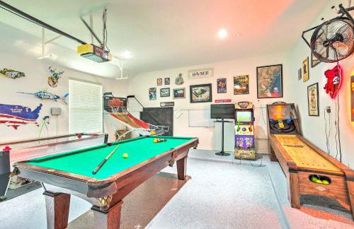 Beautiful Montgomery Home with Lakefront Deck! - Foto 15