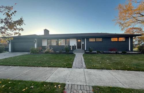 Casa 22 Luxury & Modern 3BD 2BA Home in Skokie - Photo 61