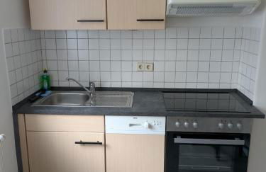 Monteur Ferienwohnungen OT Kleinwaltersdorf mit Außensitzecke und Grill - Foto 19