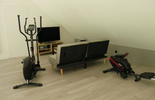 Logement à 100m du virage d'Arnage- Circuit des 24h du Mans - 6 personnes - Photo 8