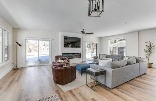 Luxury Estate with Stadium TDJ Views Sleeps 20 - Foto 32