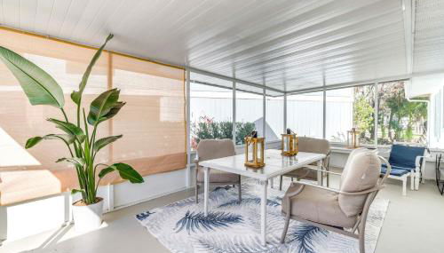 2 Mi to Three Sisters Springs Home with Patio - Foto 3