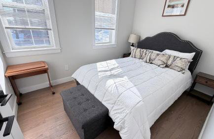 Furnished 2-Bedroom Apartment Prime Location Near South Bay and UMass - Foto 23