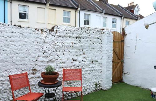 Central Worthing, 3 bedrooms, 600m from beach - Foto 19