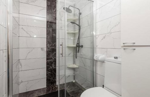 3 Bedroom Awesome Home In Jurdani - Foto 24