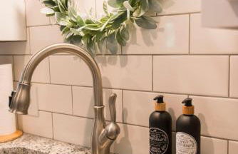 Walk to the Silos! 3 Bed 1960's Bungalow near Baylor - Foto 50