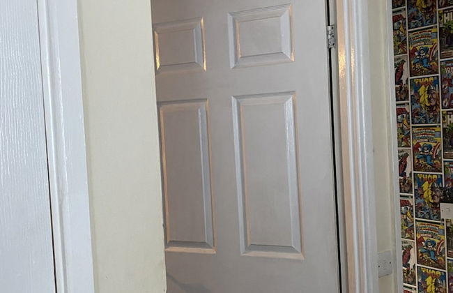 Beautiful House Minutes Away From Liverpool Airport With Huge Garden - Photo 7