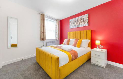 NEW! Stylish 5-Bed Apartment in Stockton-on-tees by Stay With Us, Perfect for Contractors & Large Groups, FREE Parking! - Foto 2