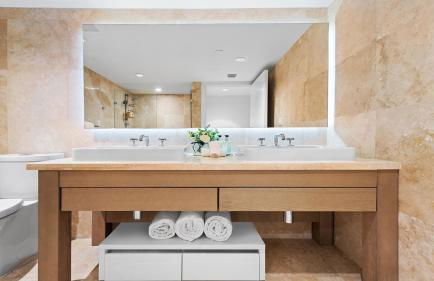 Oceanview Private Condo at 1 Hotel & Homes -904 - Photo 39