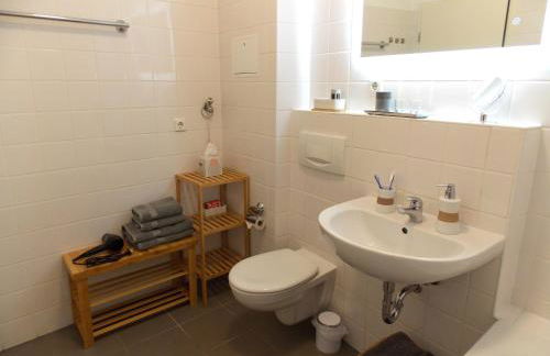 Wohlfühl-Oase mitten in der Stadt - Garten, Grill, Netflix und Drucker - Foto 21