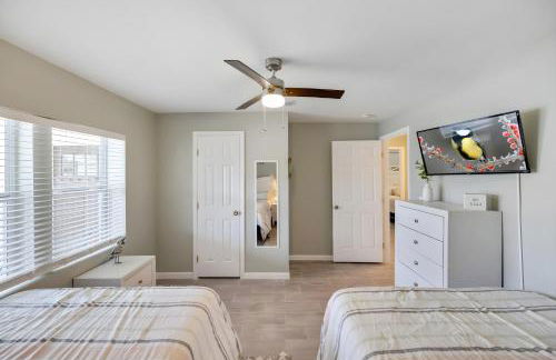 Sea Breeze House- 3 bd 2 ba 5 min walk to beach - Foto 21