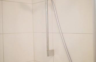 HUGOS Studio Apartment - Photo 11