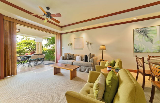 Kolea - Luxe 2BR Condo with Pool Access - Foto 17