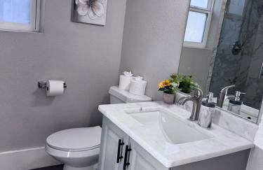 Cozy 4 Bed -4 Bath - Foto 29