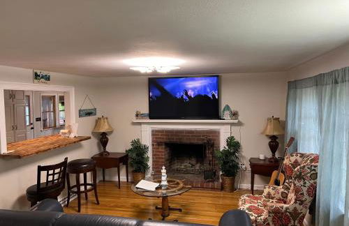 A charm Cape house centrally located close to everything that Cape code offers - Foto 5