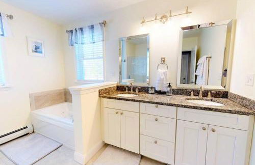 Gorgeous Conway Home A/C, Hot Tub & Full Game Room - Foto 2