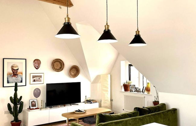 Unique 2 Bedroom Penthouse Apartment in Kensal Rise - Foto 3