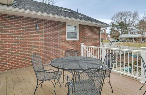 Large Home with Deck and Grill about 9 Mi to Virginia Tech - Foto 2