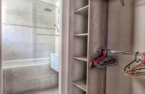 Holiday Home Bauernhaus aus Stein mit schöner Aussicht Mas de Lysis - by Interhome - Photo 10