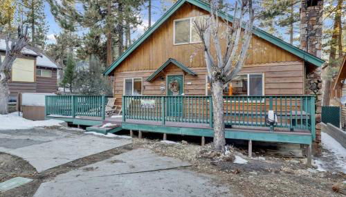 Big Bear Happy Place~ Hot Tub~ Games~ Walk to Village~ - Foto 4