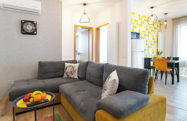 TCI Apartments - Photo 9
