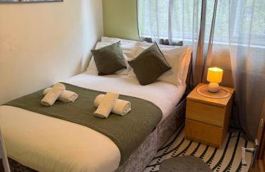 Flamingo Short Lets Greenleys - Foto 5