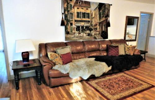 NEW CHARMING 2 BEDROOMS UNIT CLOSE TO EVERYTHING - Foto 32